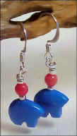 Small Dark Turquoise Howlite Zuni Bears 0315z1.