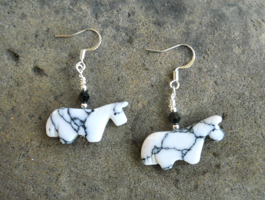 White Howlite Stone Horse