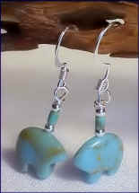 Mini Turquoise Howlite Zuni�Bear